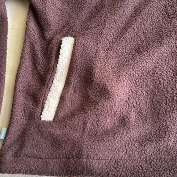 Fleece Sweater Table Rock Lake Tahoe - Picture 10 of 11